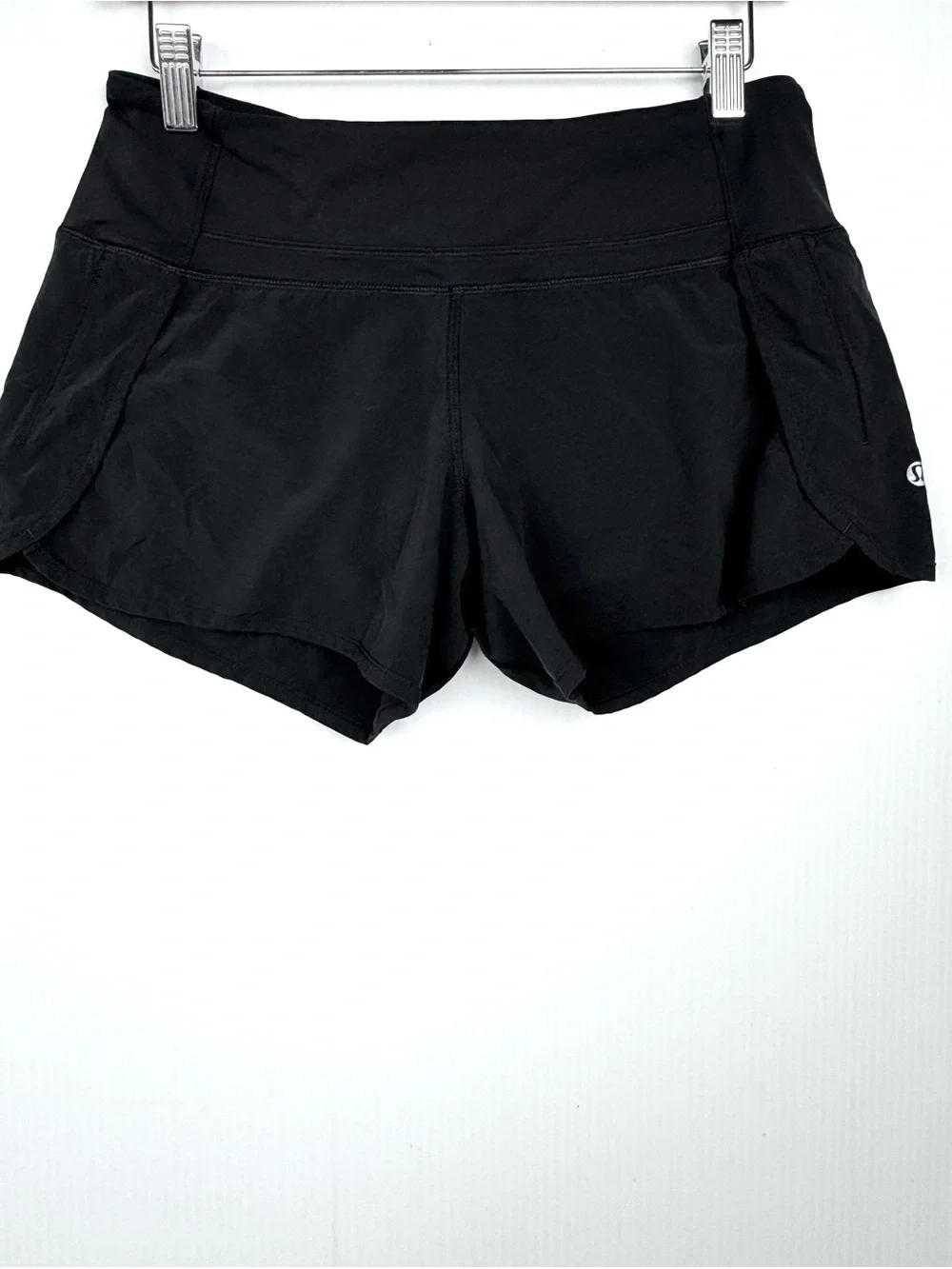 Lululemon Speed Up Short Hi-Rise size 8